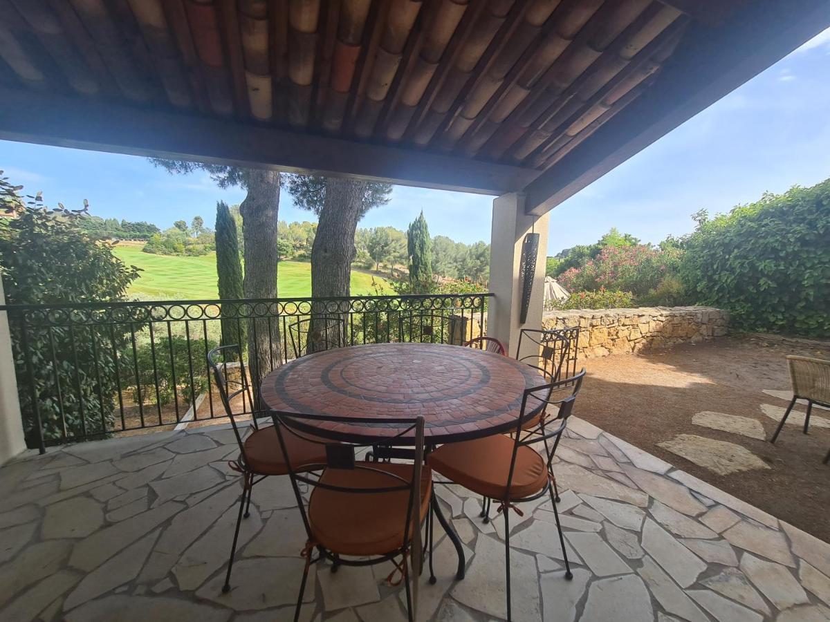 Superbe Villa-Domaine Avec Golf Piscine Et Tennis Сен-Сир-сюр-Мер Экстерьер фото